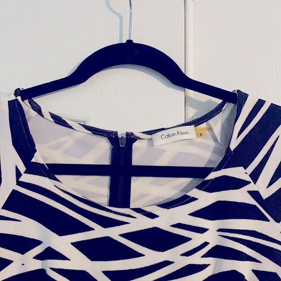Calvin Klein, size 8, form-fitting dress. - Picture 3 of 4